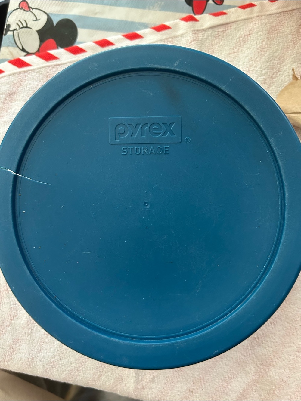 Pyrex Blue Round Food Storage bowl